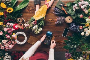 آقایان بخوانند؛ چگونه به همسرم ابراز عشق کنم؟!