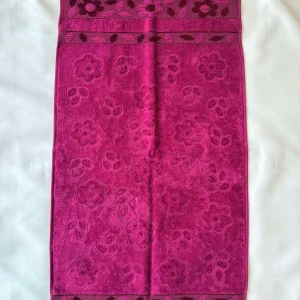 حوله ابریشم فاضل مدل گلبرگ سایز40*80 سانتی متر