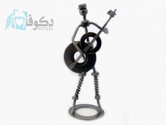 مجسمه فانتزی پیچ ومهره ای گیتاریست 2