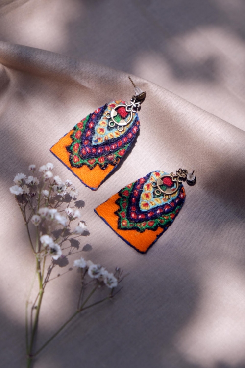 گوشواره پته‌دوزی طرح ۲۴