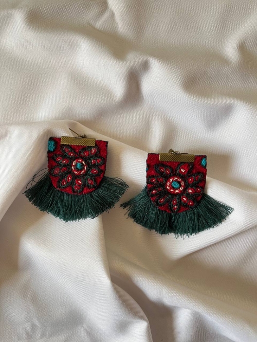 گوشواره پته‌دوزی طرح ۲۹