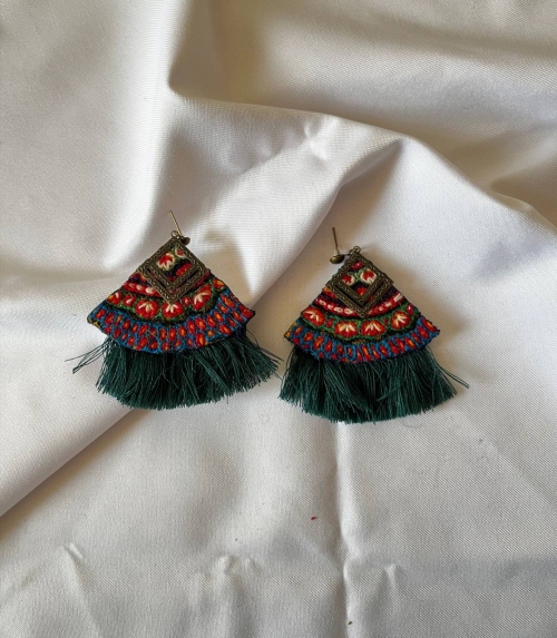 گوشواره پته‌دوزی طرح ۳۹
