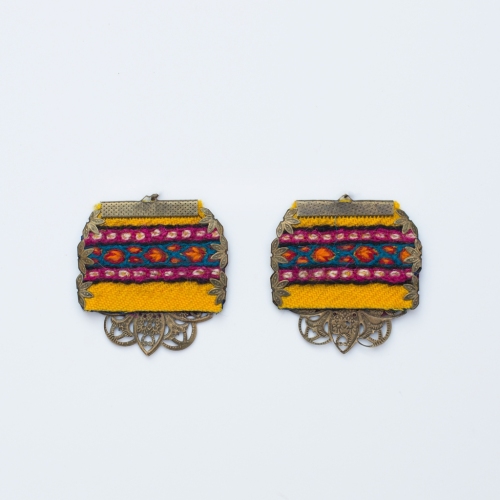 گوشواره پته‌دوزی