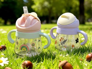 لیوان آبمیوه خوری نی دار و سوپاپ دار 260 میلی لیتر دارای درب کشویی