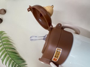 فلاسک استیل دوکاره نی دار حجم 500 میلی لیتر دارای دستگیره T-YOUNG