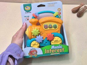 قطار موزیکال و چراغ داراسباب بازی JIALEGU TOYS