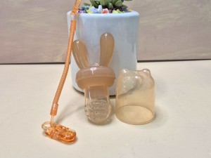 میوه خوری پستانکی درپوش دار همراه با بند پستانک