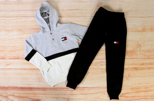هودی و شلوار توکرکی tommy