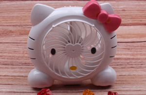 پنکه رومیزی hello kitty