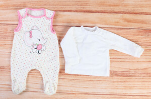 بلوز و سرهمی مخمل baby club