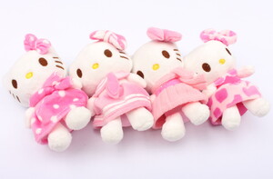 آویز عروسکیhello kitty َ