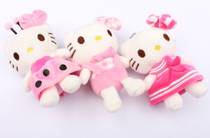 آویز عروسکیhello kitty َ