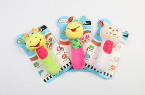 جغجغه سوسیسی baby cans