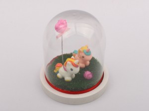 تراریوم چراغ دار اسب تک شاخ