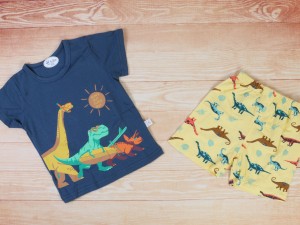 تیشرت و شلوارک childrens wear