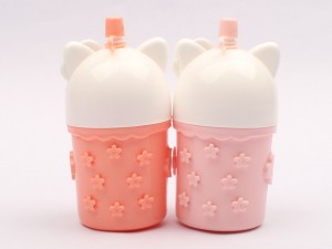 لیوان نی دار کیتی Hello Kitty