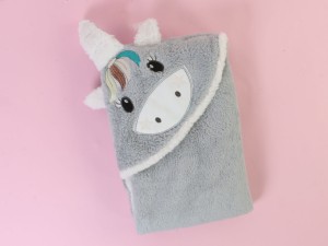 پتو کلاهدار کرکی اسب تک شاخ bebek