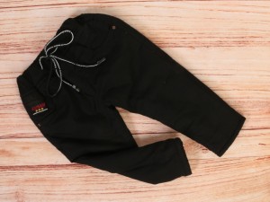 شلوارکتان تو کرکی مشکی elicook
