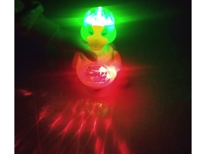 اردک  حرکتی چراغ دار dream duck