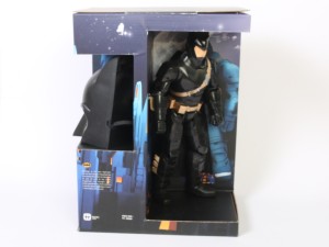 فیگور مفصلی بتمن ونقاب triti toys