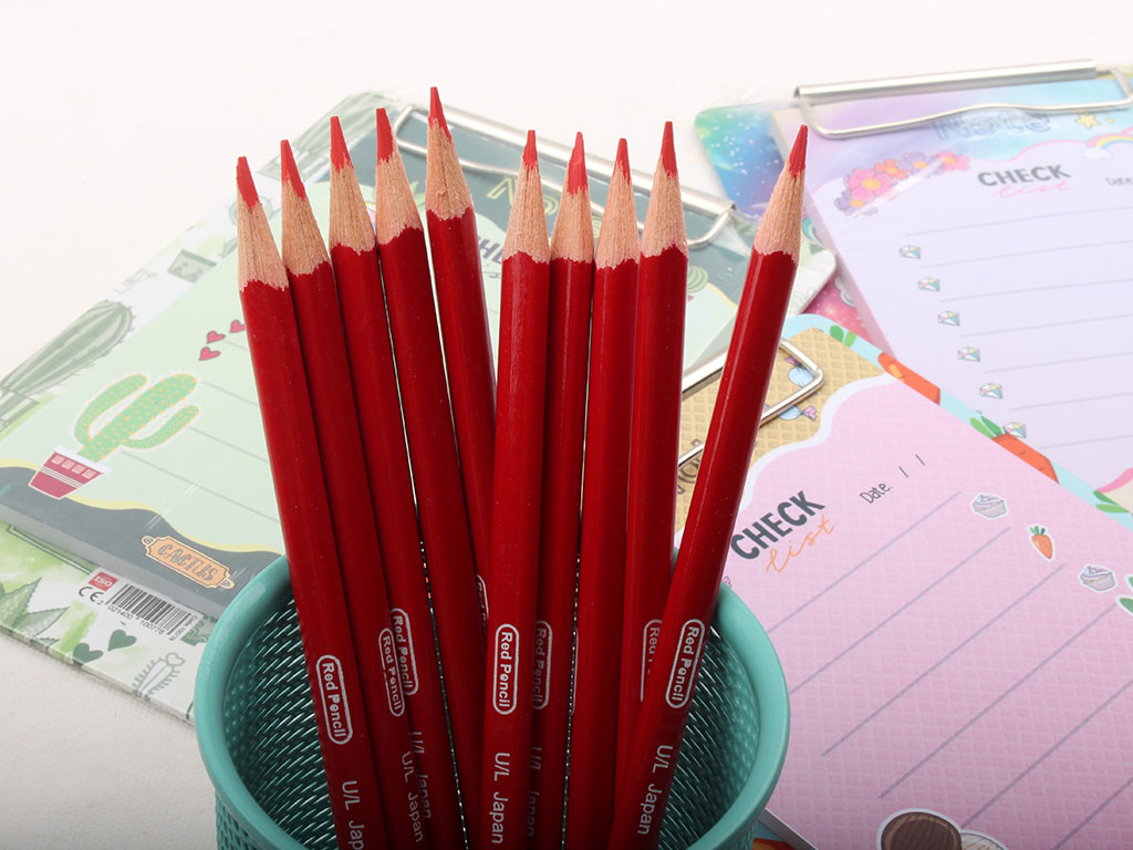 مداد قرمز 3 گوش Artline (2 عددی)