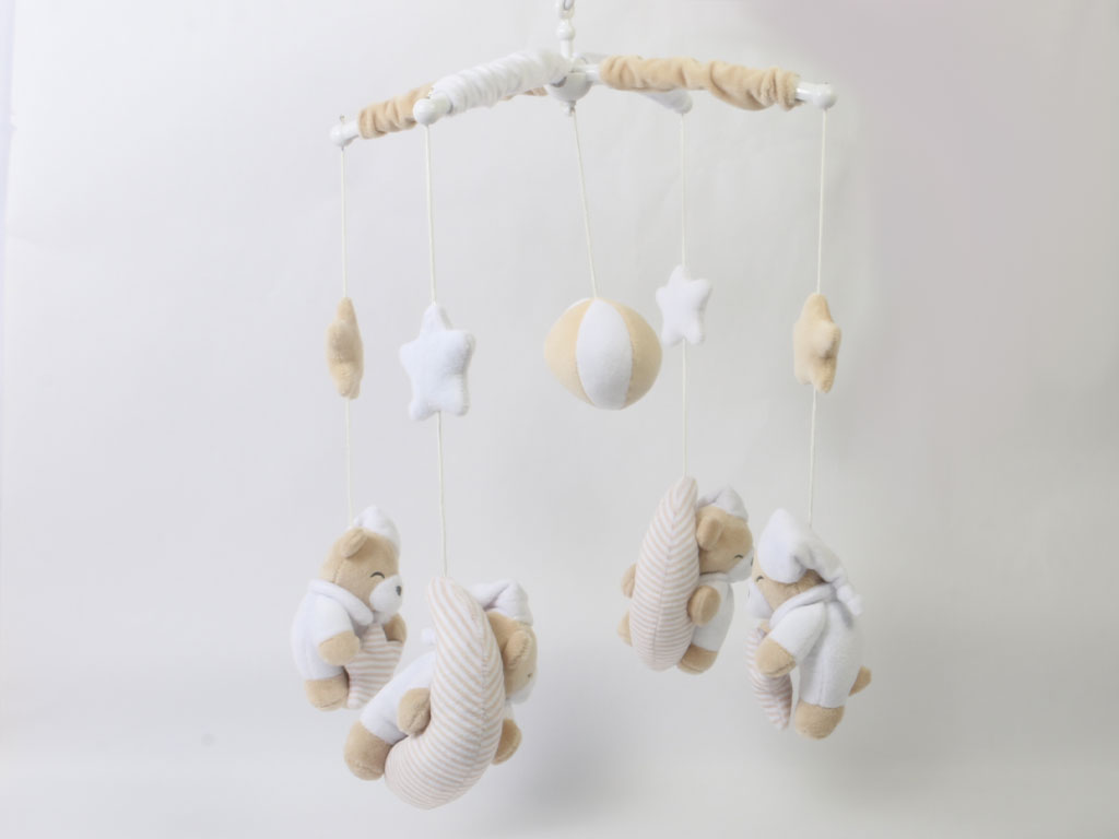 آویز تخت موزیکال نوزادی یانیک تویز yanic toys