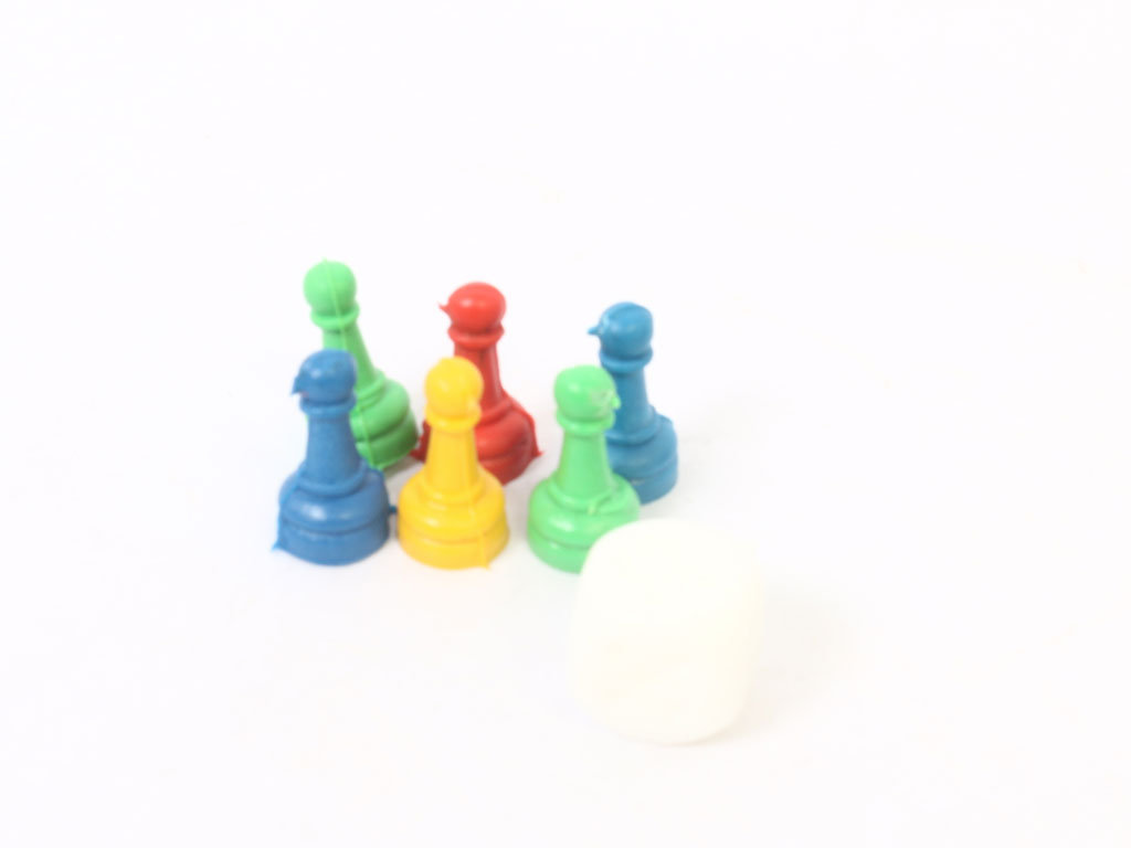 بازی شطرنج و منچ 8 کاره مدل Family Games