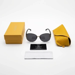 عینک آفتابی زنانه لواو Loewe وارداتی