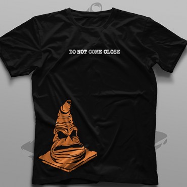 تیشرت Do Not Come Close