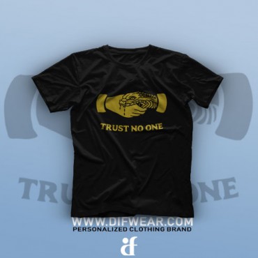 تیشرت Trust No One