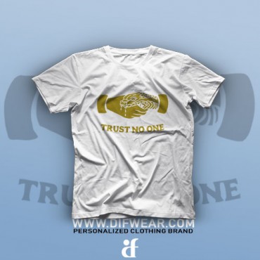 تیشرت Trust No One