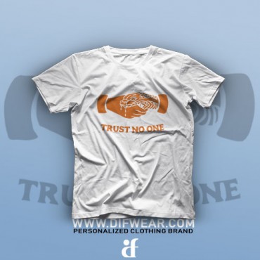 تیشرت Trust No One