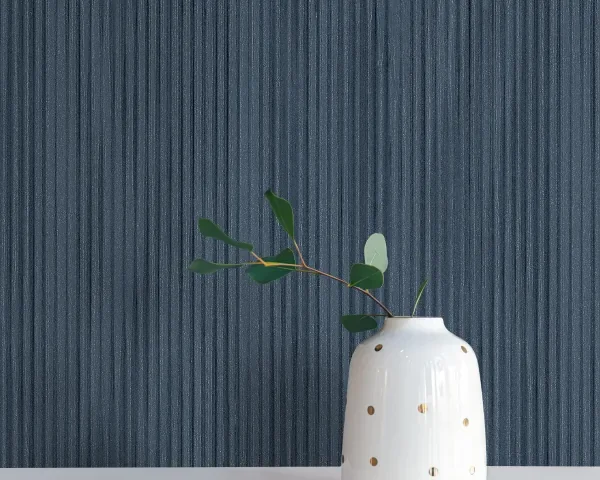 کاغذ دیواریکربن2/carbon  طرح راه راه سرمه‌ای کد ۱۰۱۸۴