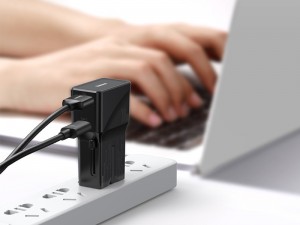 شارژر دیواری فست شارژ جهانی بیسوس مدل Universal Conversion Plug