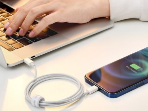 کابل فست شارژ Type-C به Lightning بیسوس مدل Superior Series Fast Charging Data Cable CATLYS-A02