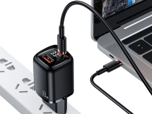 شارژر دیواری فست شارژ 33 وات یوسمز مدل USAMS-UD بهمراه کابل تایپ سی به لایتنینگ