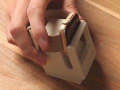 داک شارژ اپل واچ طرح مکینتاش