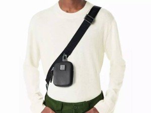 کیف گوشی موبایل و لوازم جانبی ضدآب دارای قلاب اتصال ویوو مدل E-Pouch