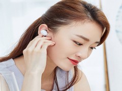 هدست بلوتوث کیو سی وای مدل MINI 2