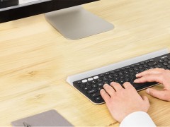 کیبورد بی سیم لاجیتک مدل K780