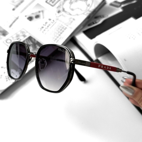 عینک آفتابی مدل C-310-Red