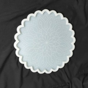 قالب سیلیکونی شیراز رزین دفرمه طرح ماندلا  سایز 32 کد 407