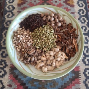 قوتو چند گیاه فدک (200 گرم)