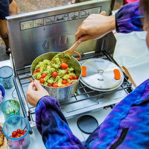 ست ظروف 4 نفره جی اس آی Glacier Stainless Base Camper Medium.jpg