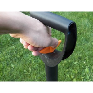 بیل fiskars