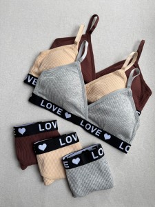 ست شورت و نیم تنه LOVE کد 774