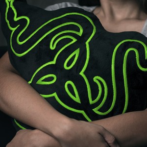 خرید کوسن RAZER PLUSH PILLOW