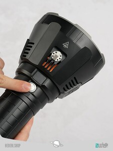 چراغ قوه ایمالنت IMALENT MS18 قابل شارژ 100000 لومن IMALENT MS18 rechargeable 100,000 lumen flashlight
