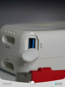 Eary-Powerbank-and-wall-charger–