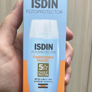 ضد آفتاب ایزدین فوتو الترا فیوژن واتر مجیک - Fusion Water MAGIC SPF 50
